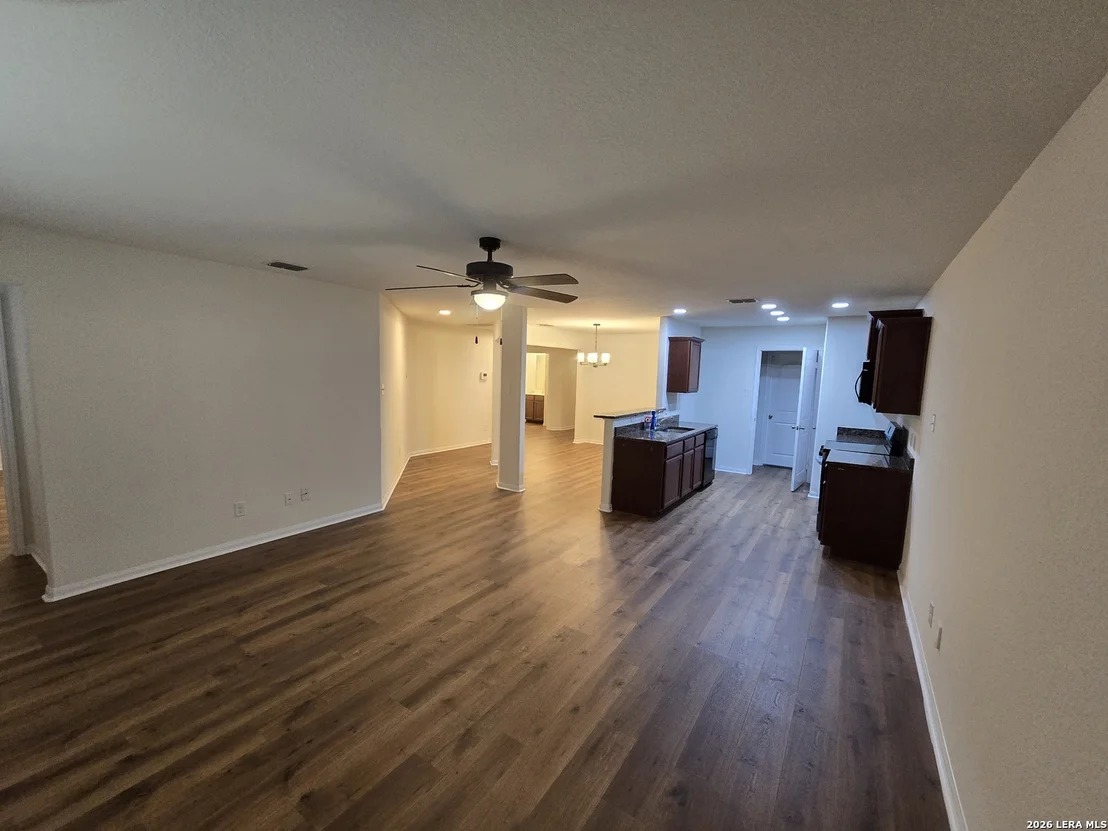 Photo of 12150 LUCKEY VW