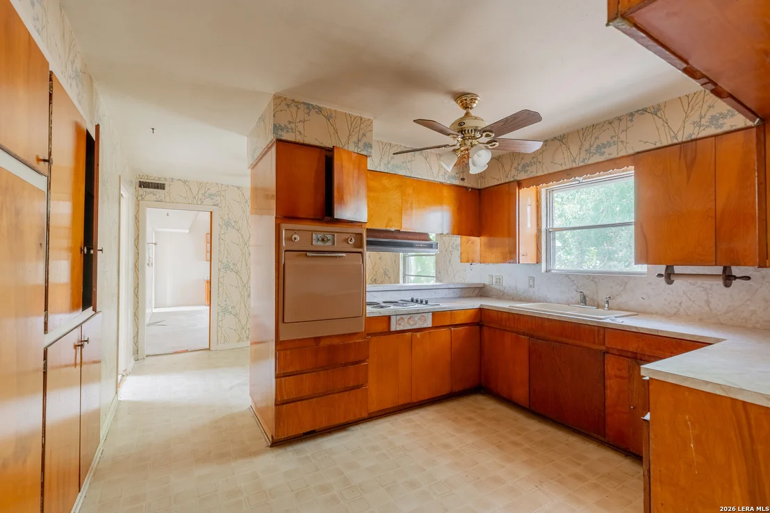 Photo of 1209 W Esperanza Ave.