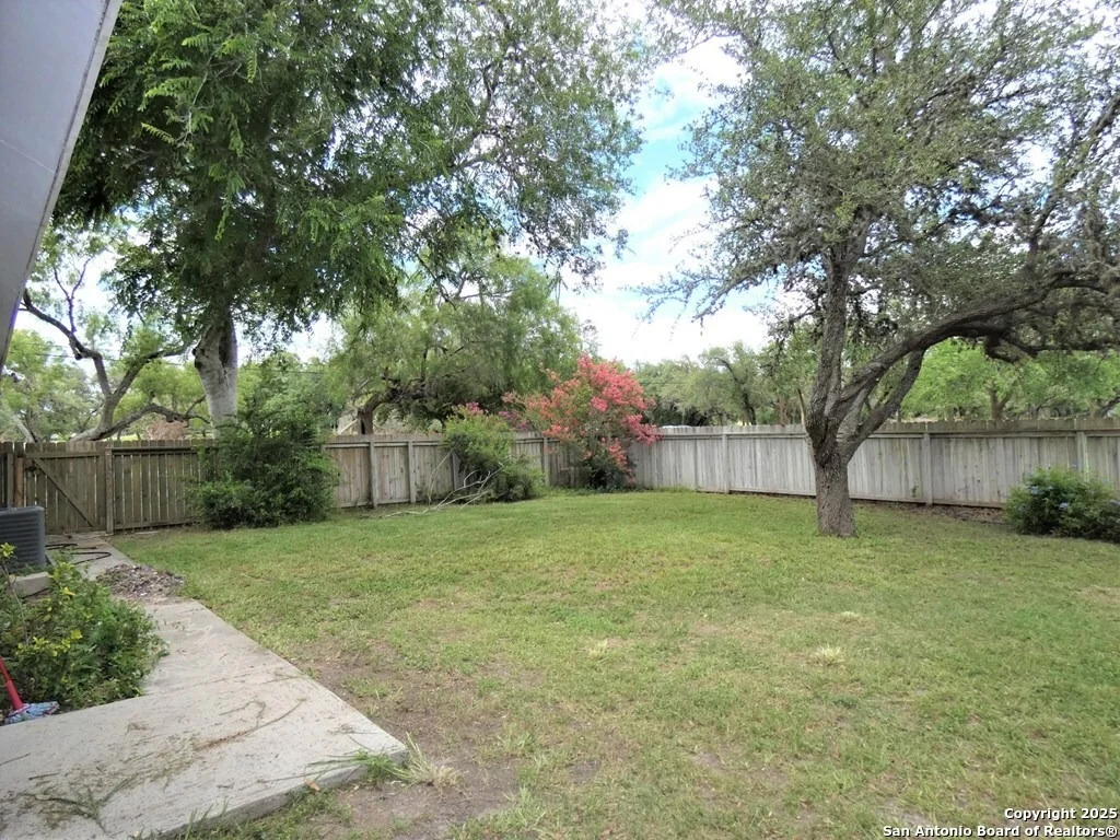 Photo of 158 Bronco Lane