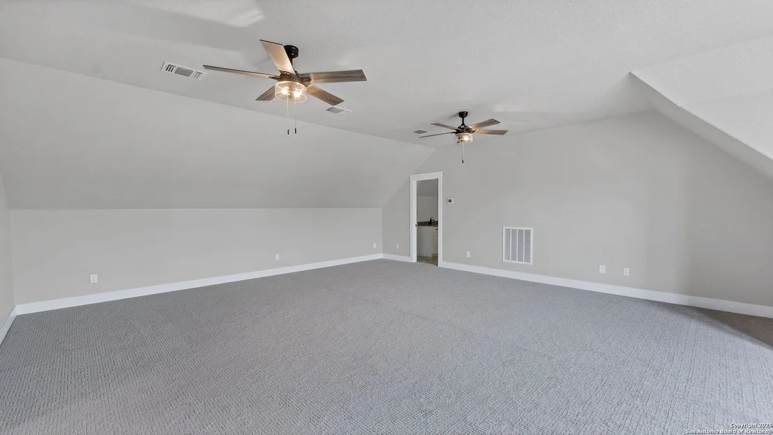 Photo of 725 Winding View