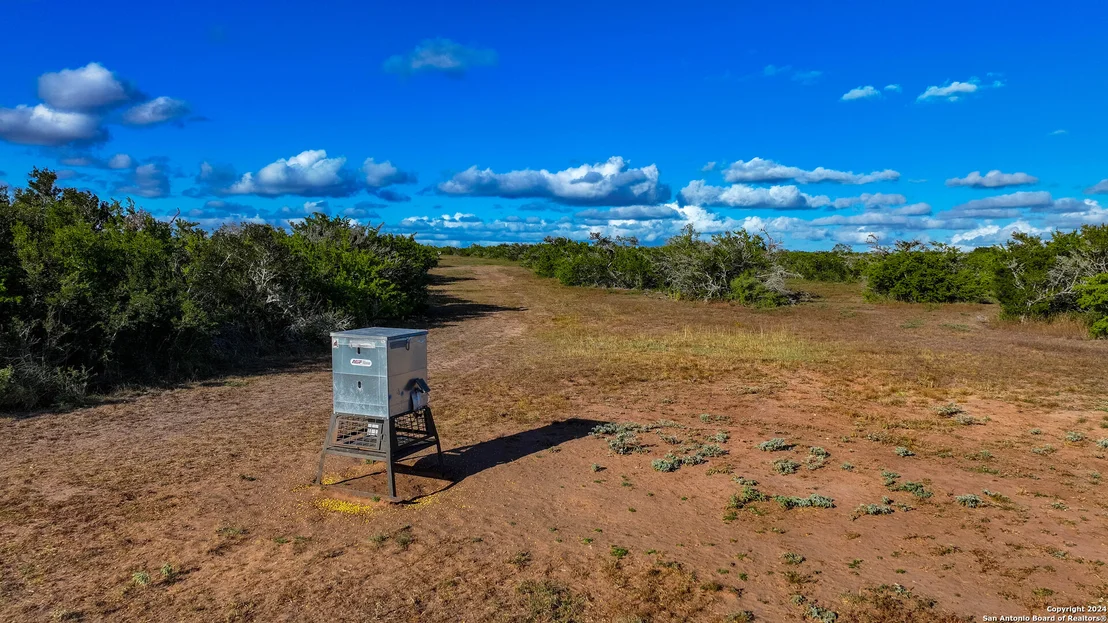 Photo of 6402 County Road 345