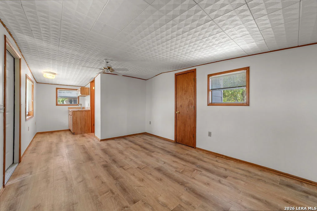 Photo of 309 Burney