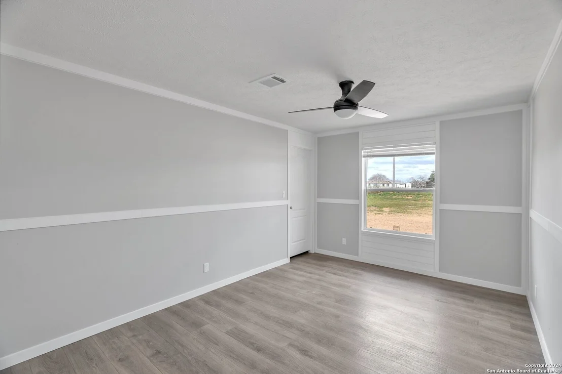 Photo of 330 County Road 325