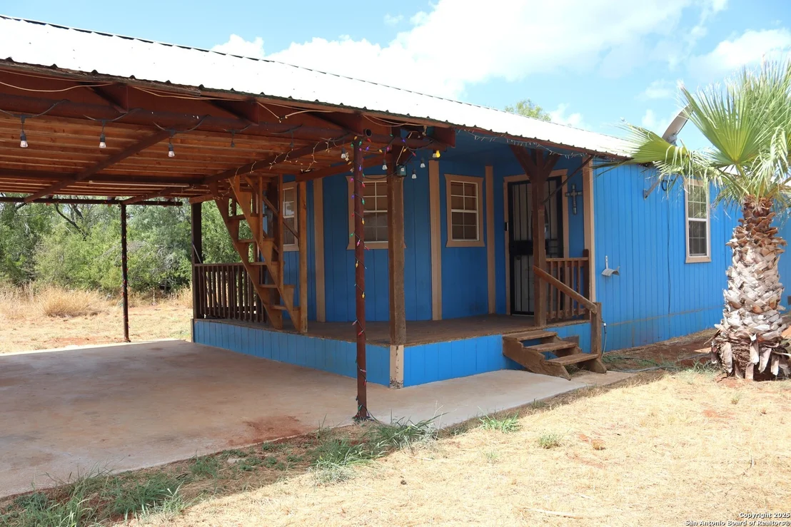 Photo of 389 County Road 3415