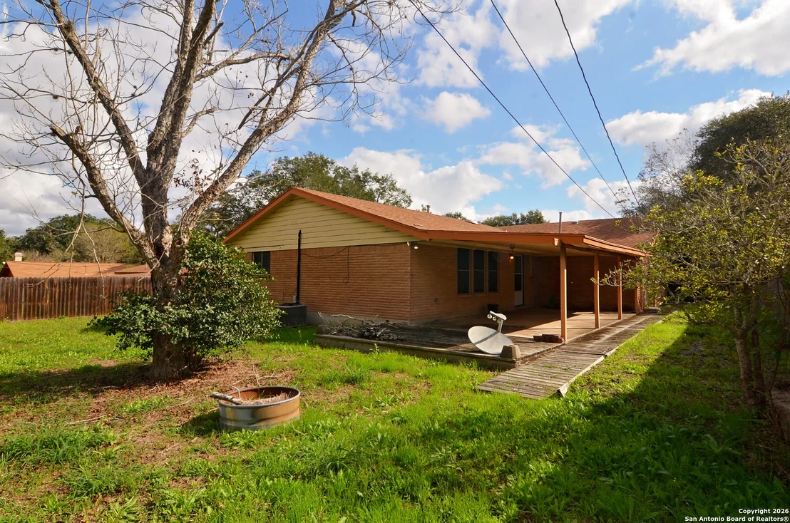 Photo of 1407 Mockingbird Lane