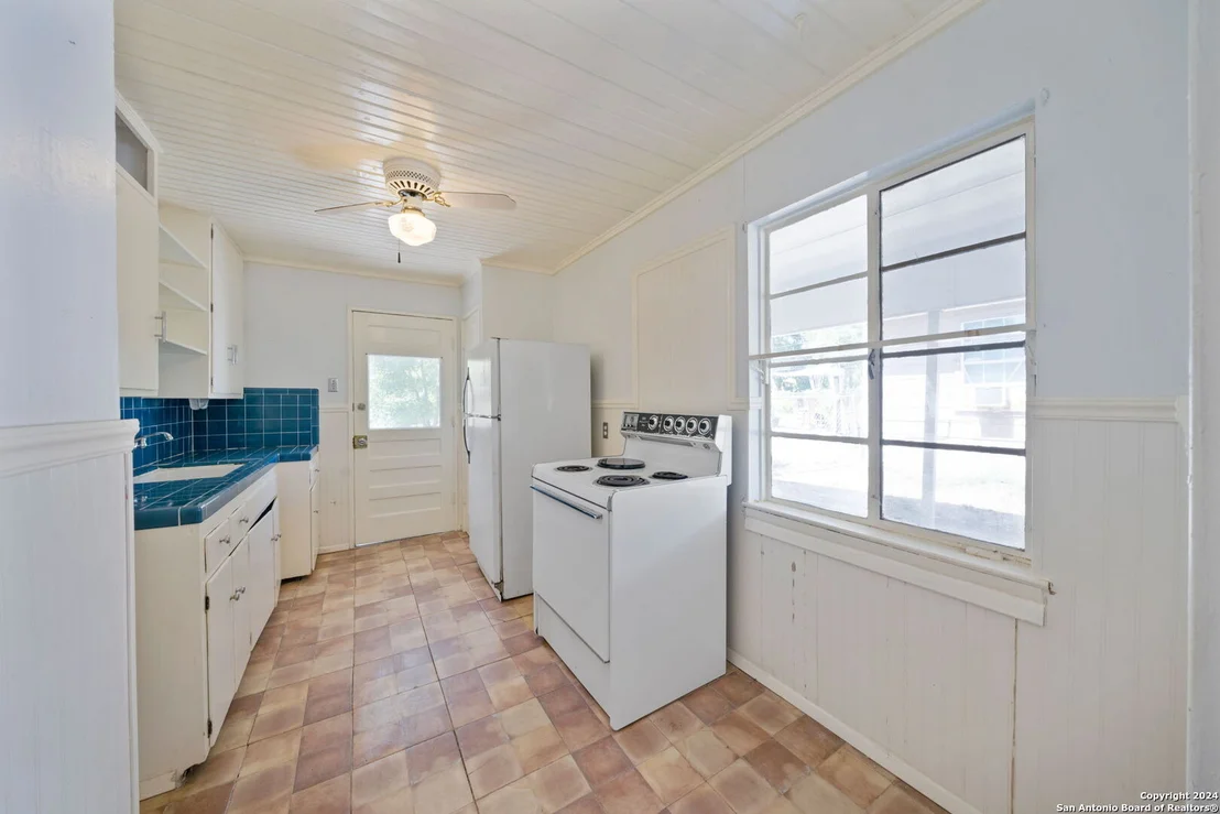 Photo of 434 Sumner Dr