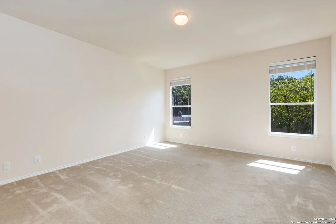 Photo of 14204 Auberry