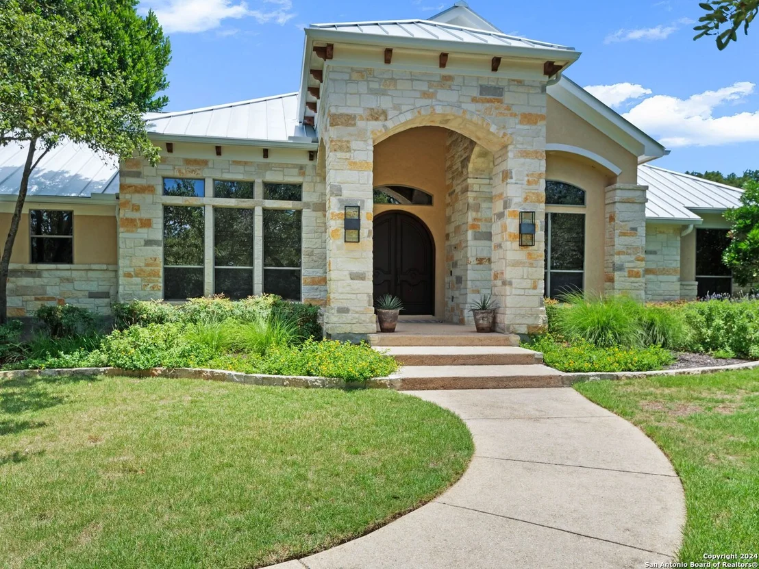 Photo of 676 Long Meadows