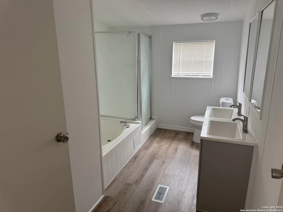 Photo of 23139 Hickory Shadow