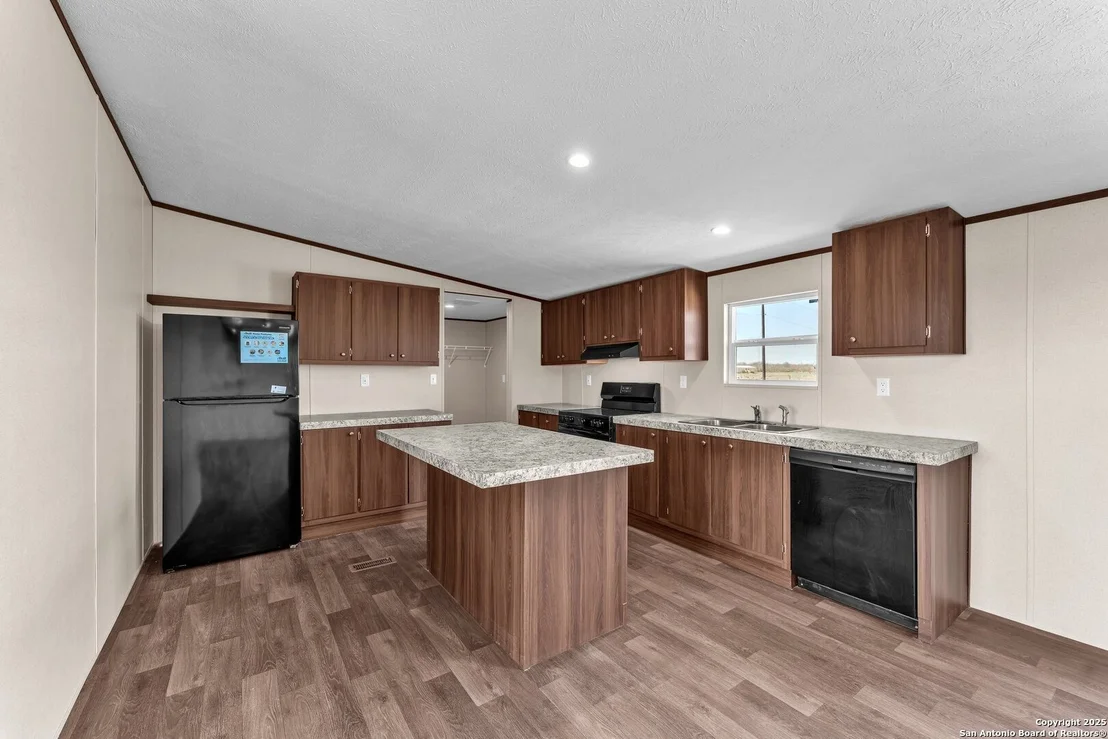 Photo of 340 County Road 325