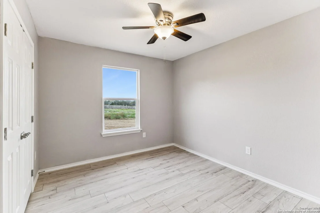 Photo of 112 spring valley