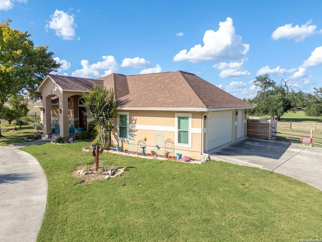 Photo of 212 ANTLER CIR