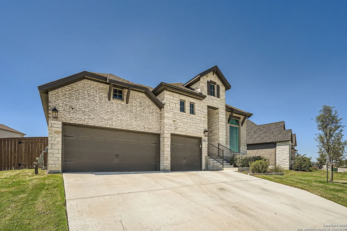 Photo of 4995 Winkler Trail