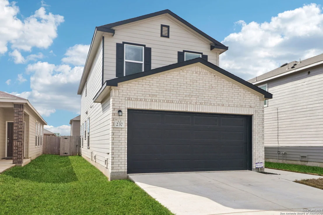Photo of 237 deer crest