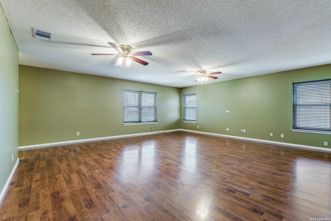 Photo of 9507 Shadowbrook