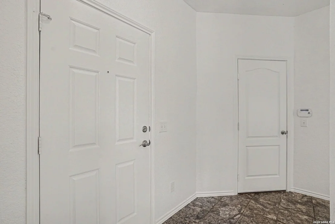 Photo of 8410 Puente