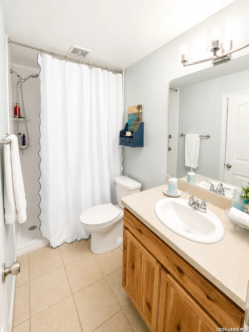Photo of 1376 Hedgestone