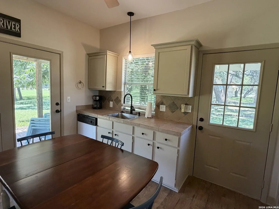 Photo of 174 RIVER HAVEN RD