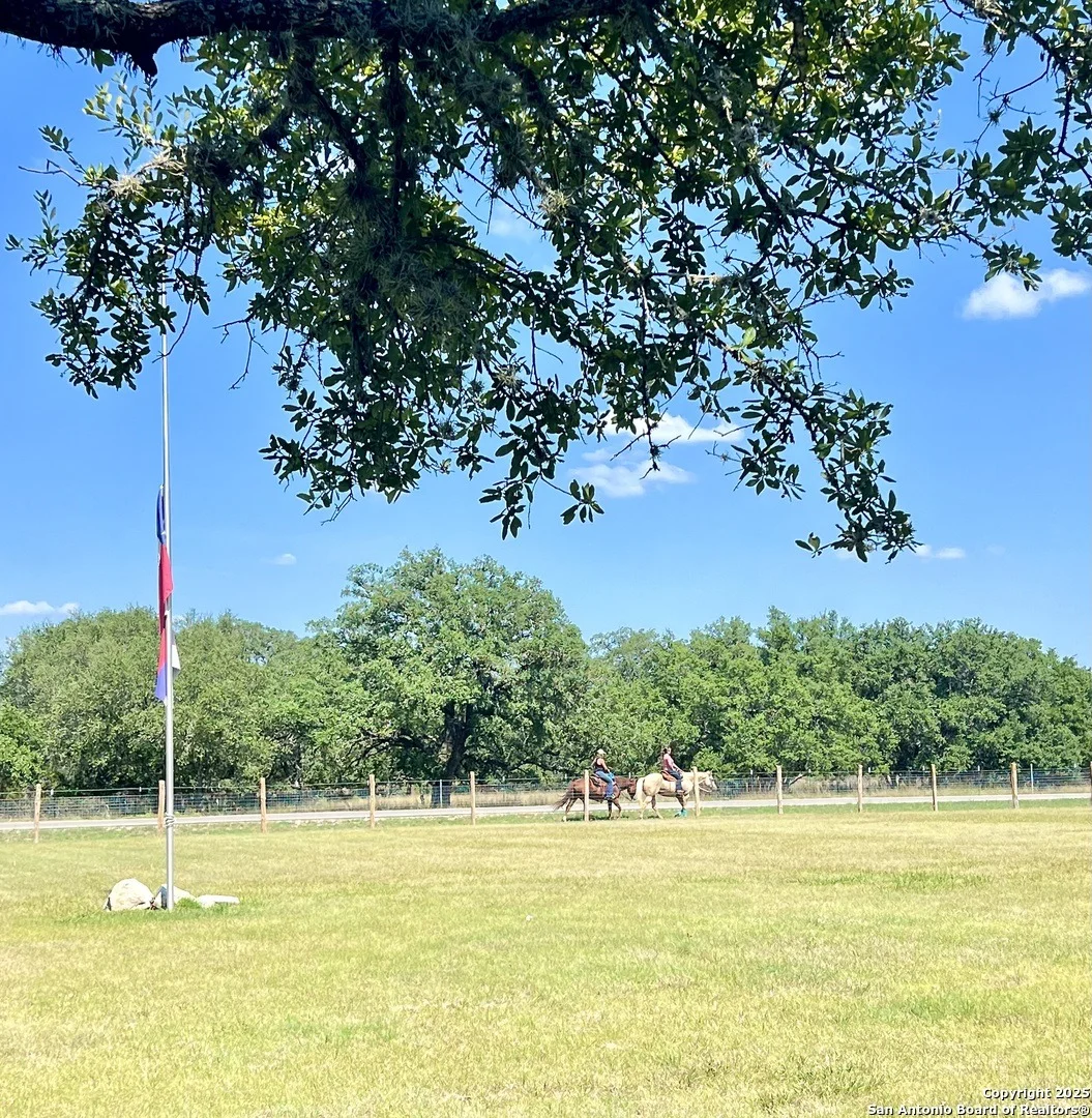 Photo of 31045 Post Oak