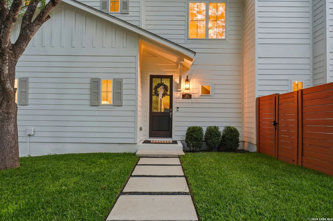 Photo of 301 OGDEN LN