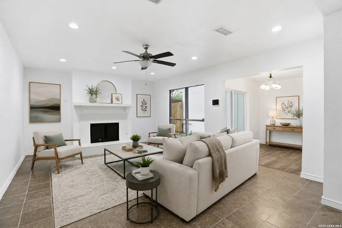 Photo of 8112 Scottshill
