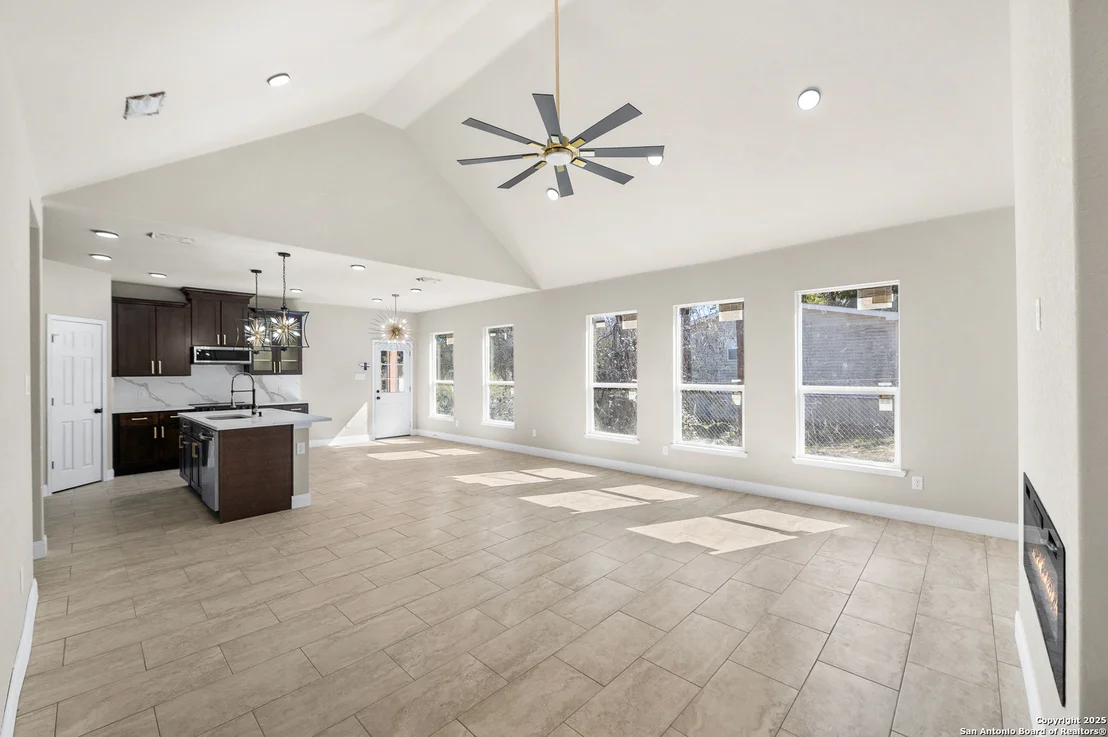 Photo of 23102 Shady Forest