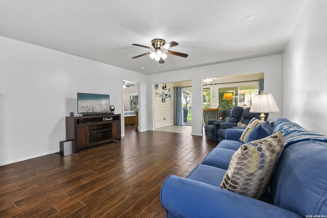 Photo of 4911 Sky Oaks