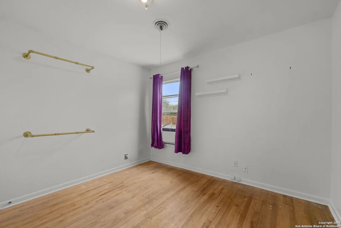 Photo of 926 Olney Drive