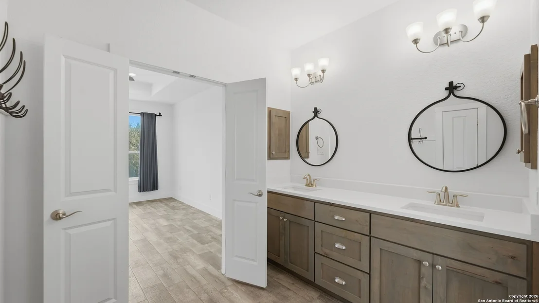 Photo of 1039 Primrose Path