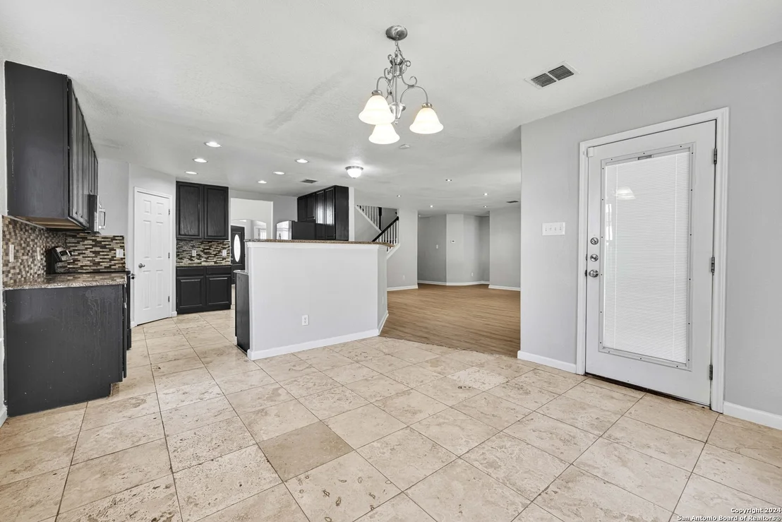 Photo of 611 PARK PT