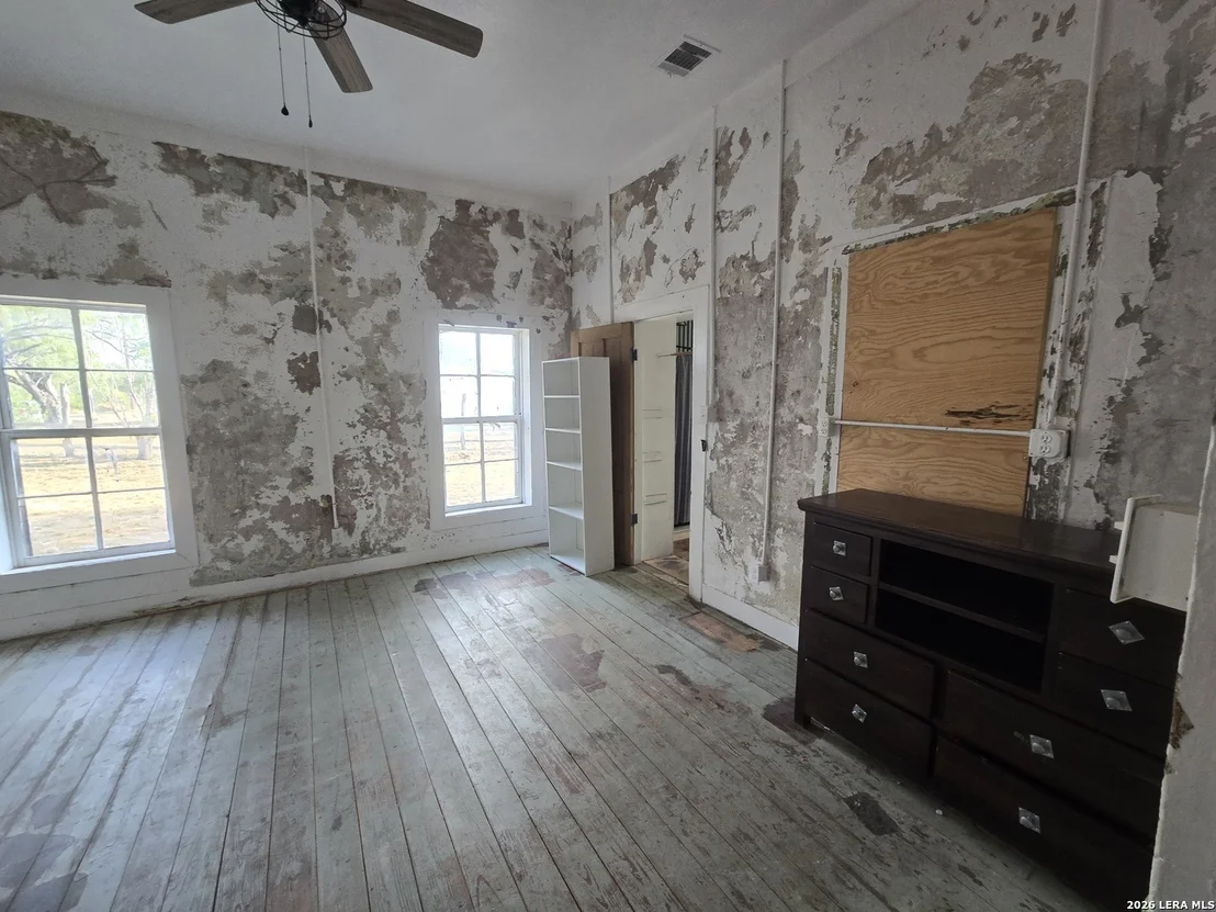 Photo of 21805 Senior Rd