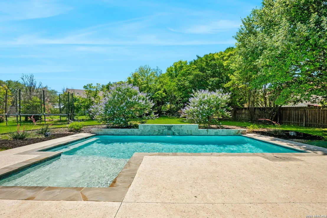 Photo of 8522 FAIRWAY BEND DR
