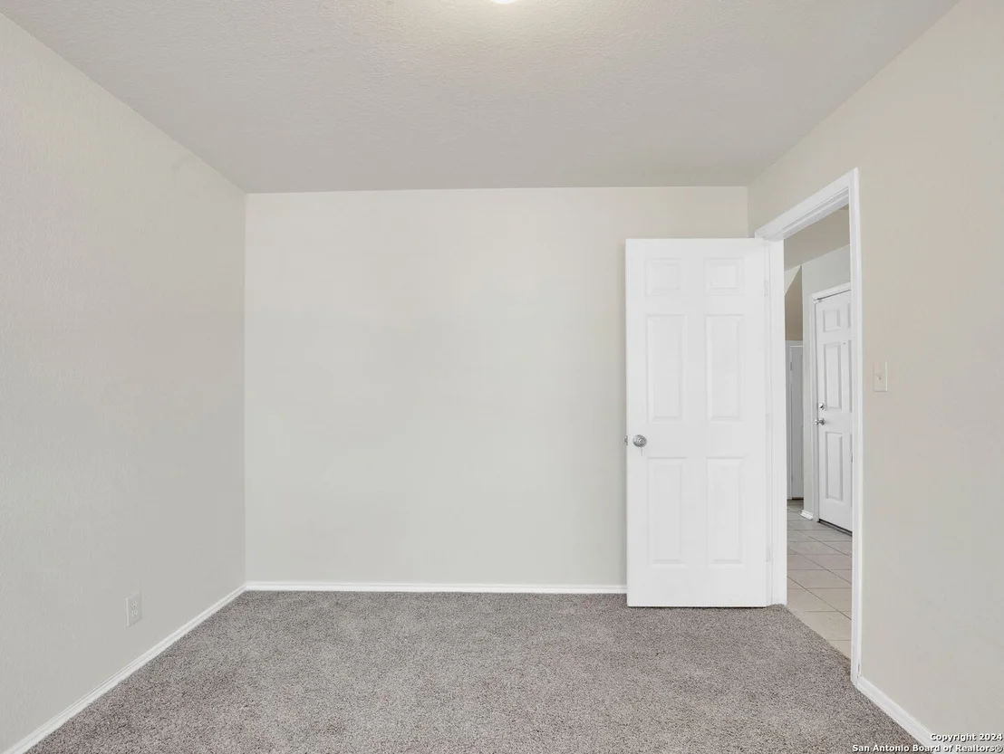 Photo of 2602 SKYBOUND