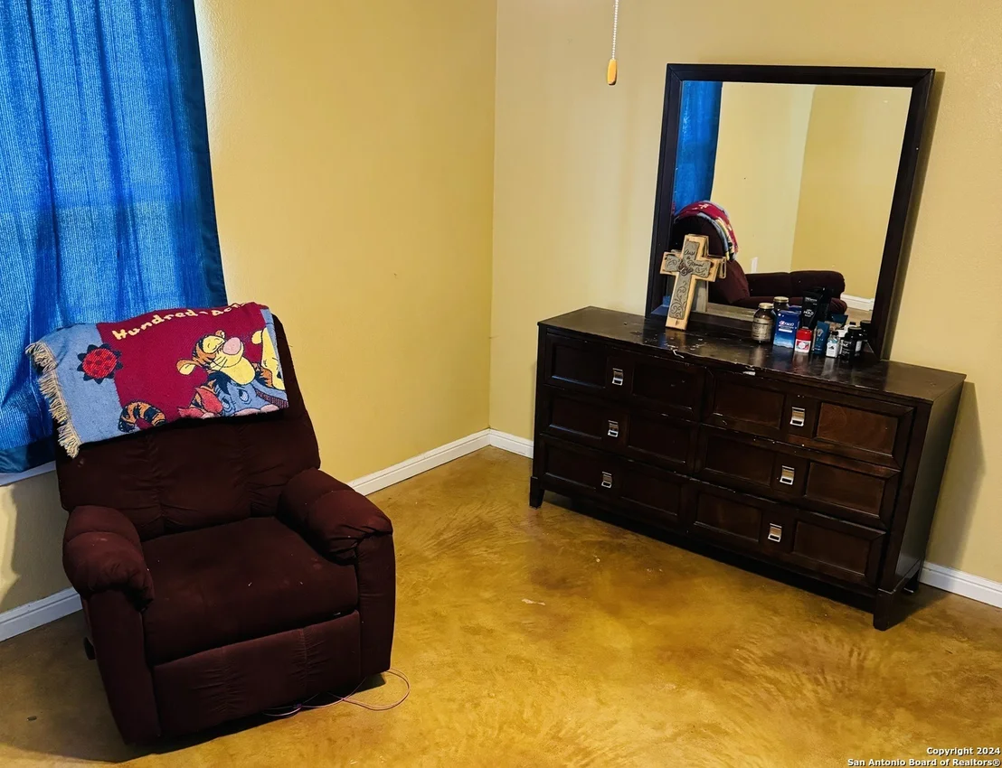 Photo of 8546 Real Rd