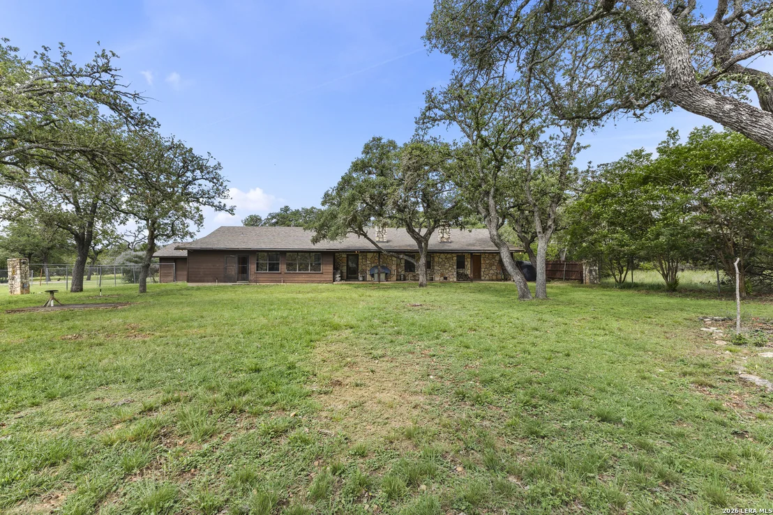 Photo of 165 SETTLERS CIR