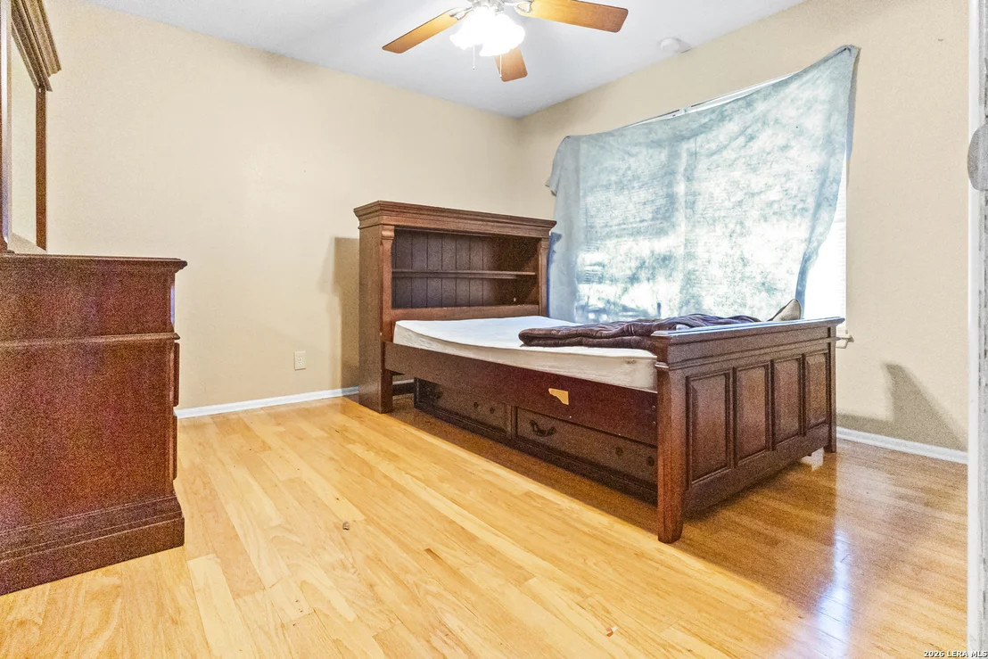 Photo of 302 Redcliff