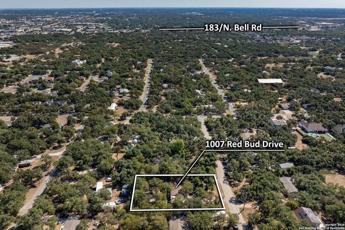 Photo of 1007 Red Bud Drive