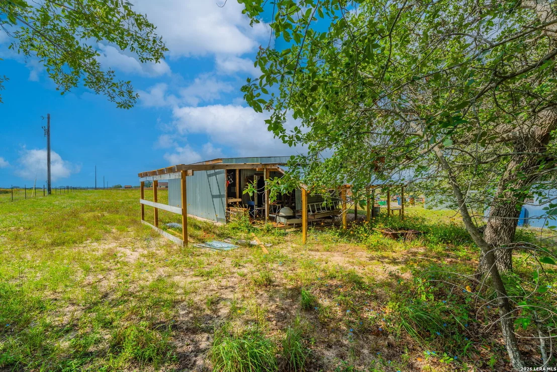 Photo of 810 MOCKINGBIRD LN