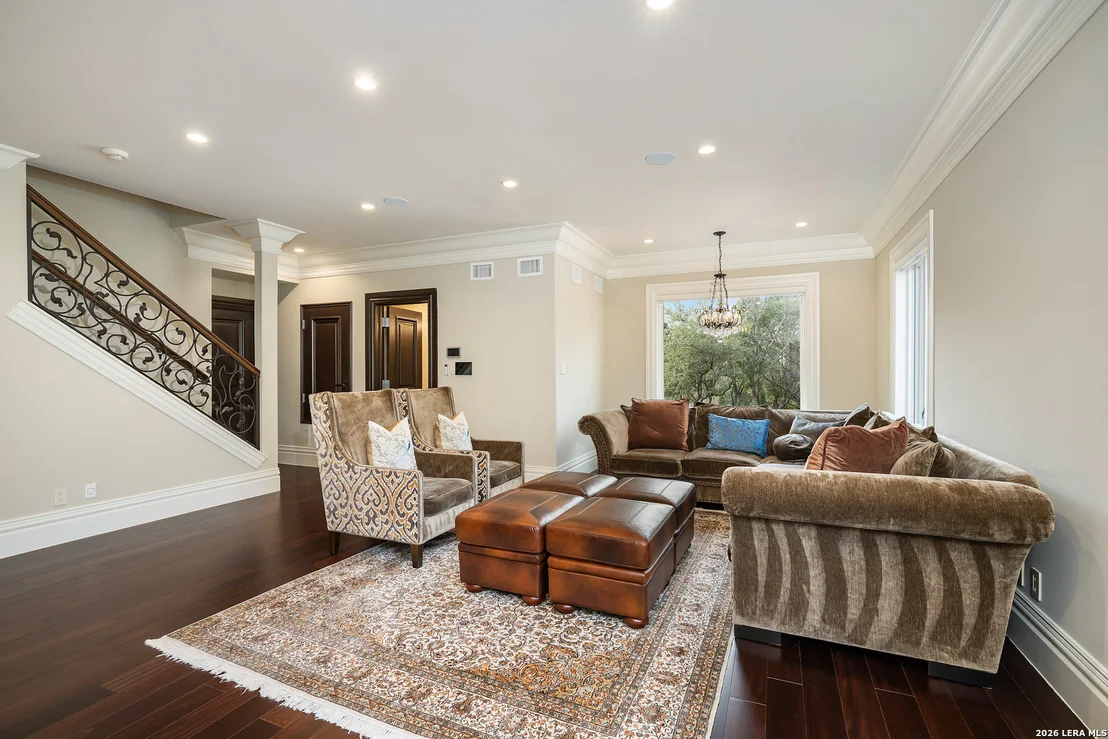Photo of 11 Vineyard Dr.