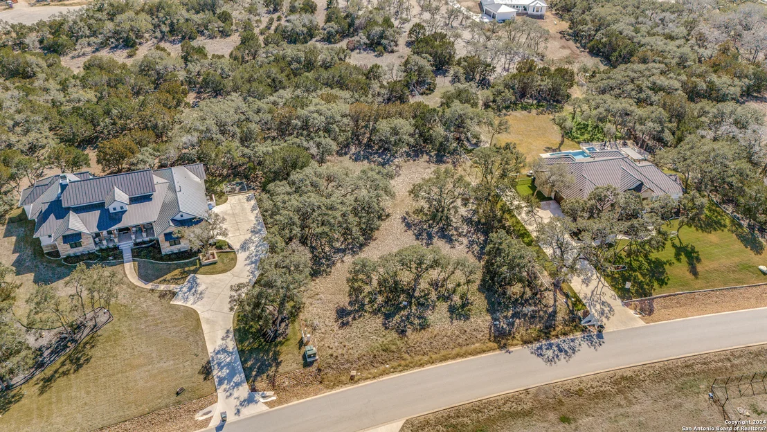 Photo of 983 BELLE OAKS BLVD