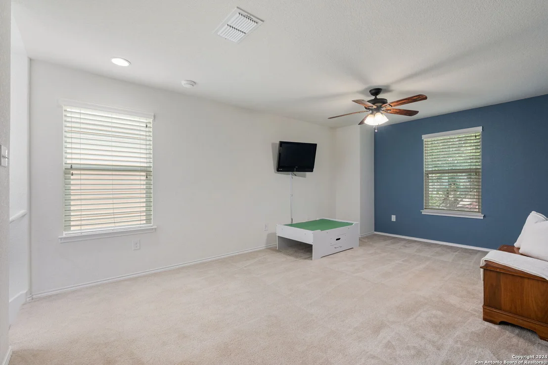 Photo of 165 Rolling Creek