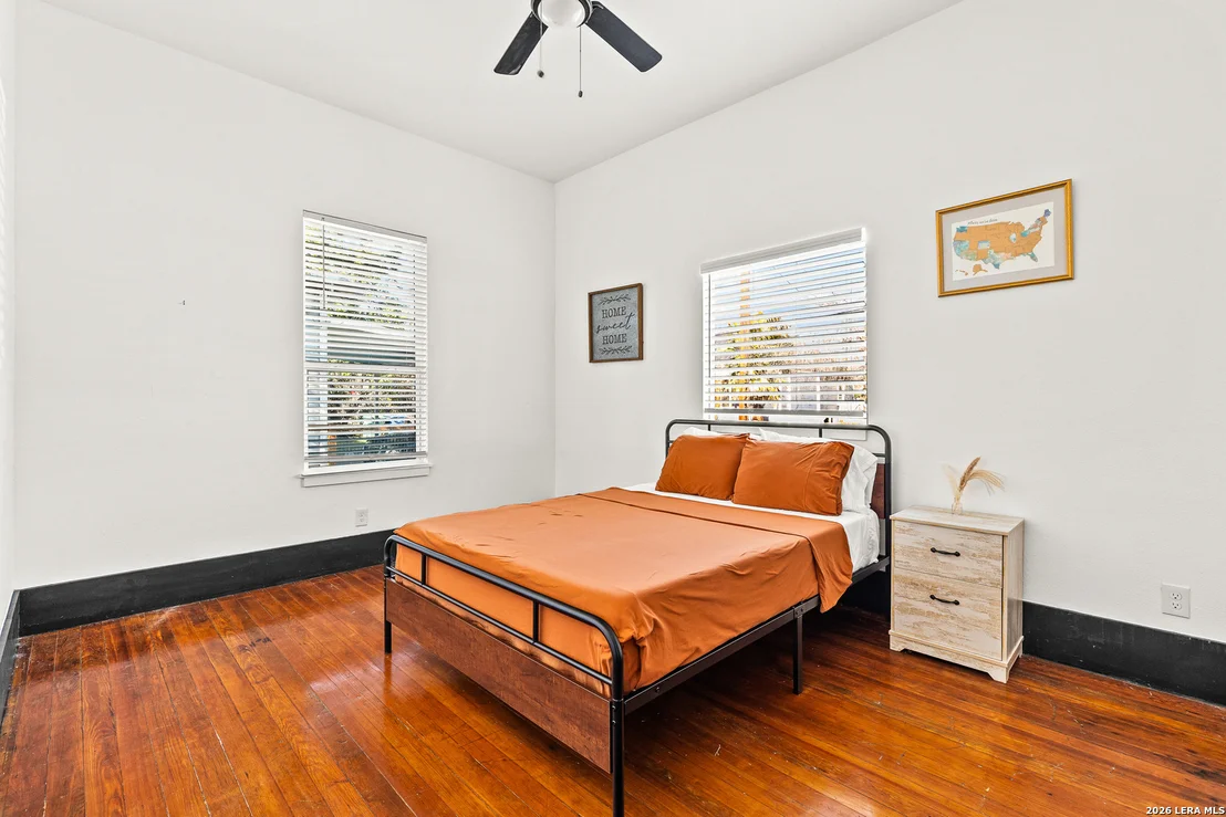 Photo of 318 Belmont