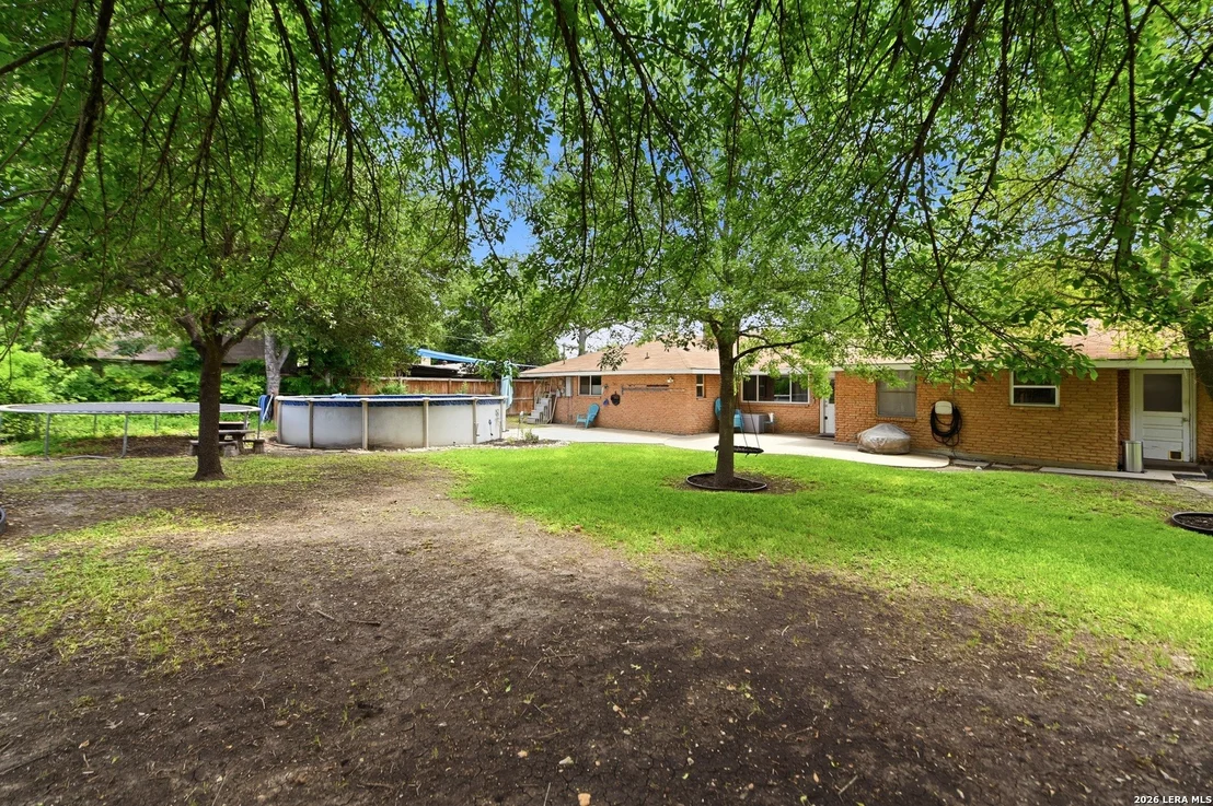 Photo of 429 DRIFTWIND DR