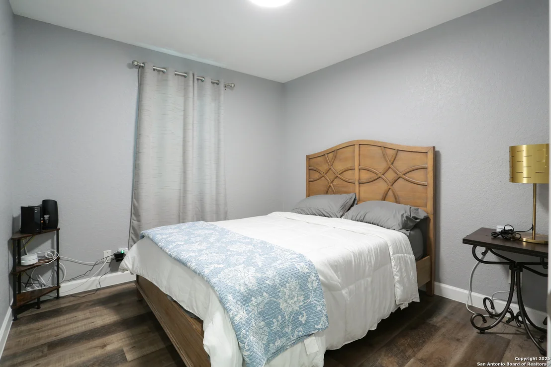 Photo of 750 WAYSIDE DR
