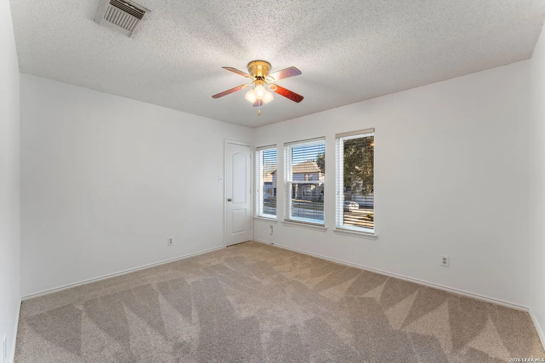 Photo of 1632 Willow Top