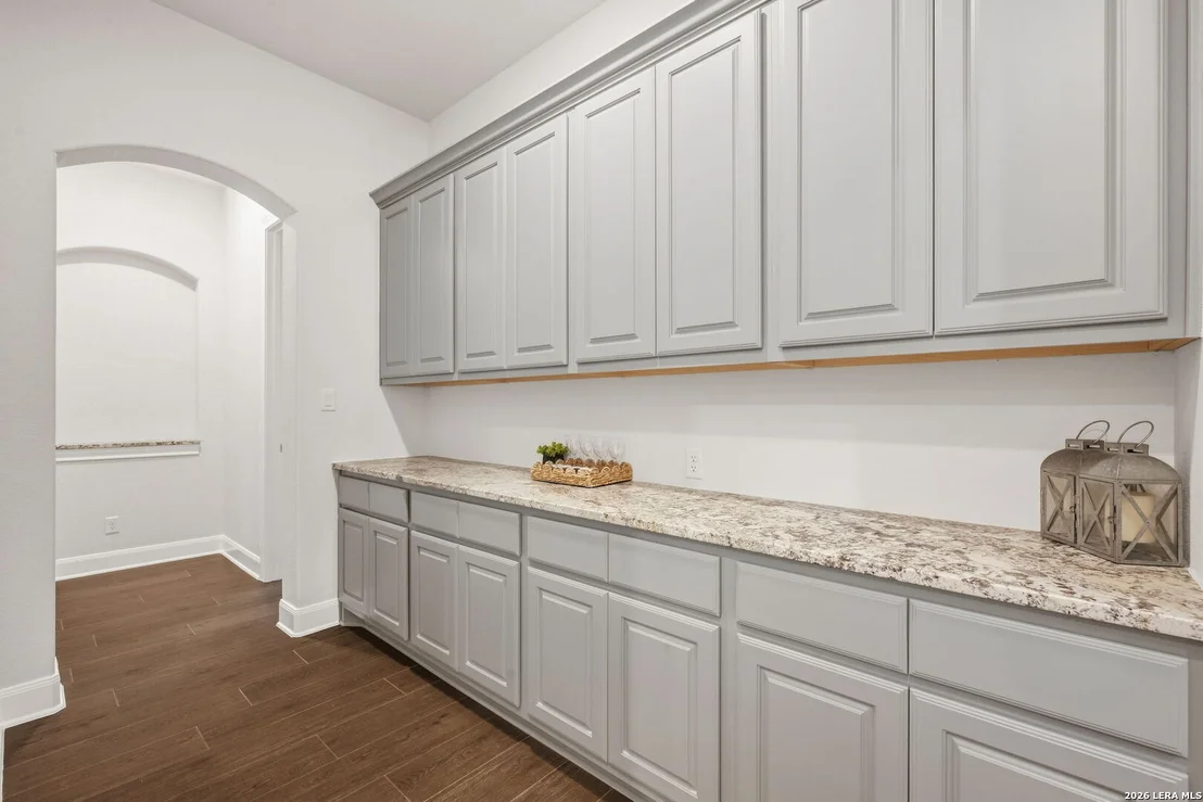 Photo of 112 ROLLING VIEW DR