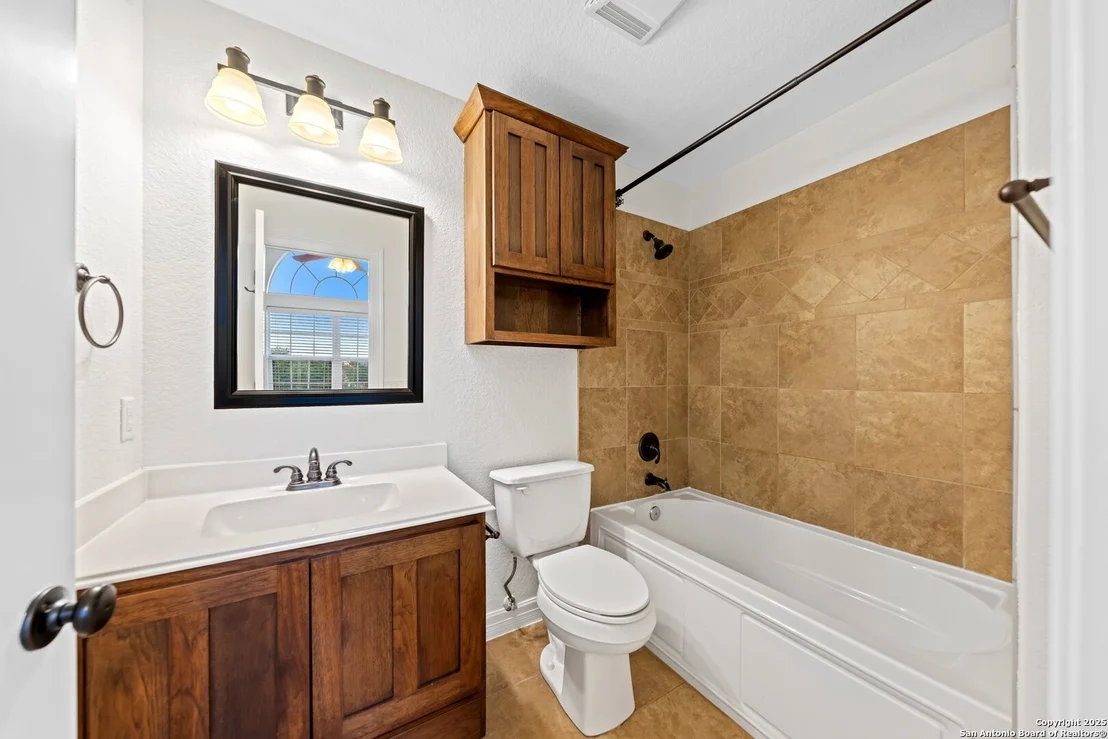 Photo of 154 Lake View Dr