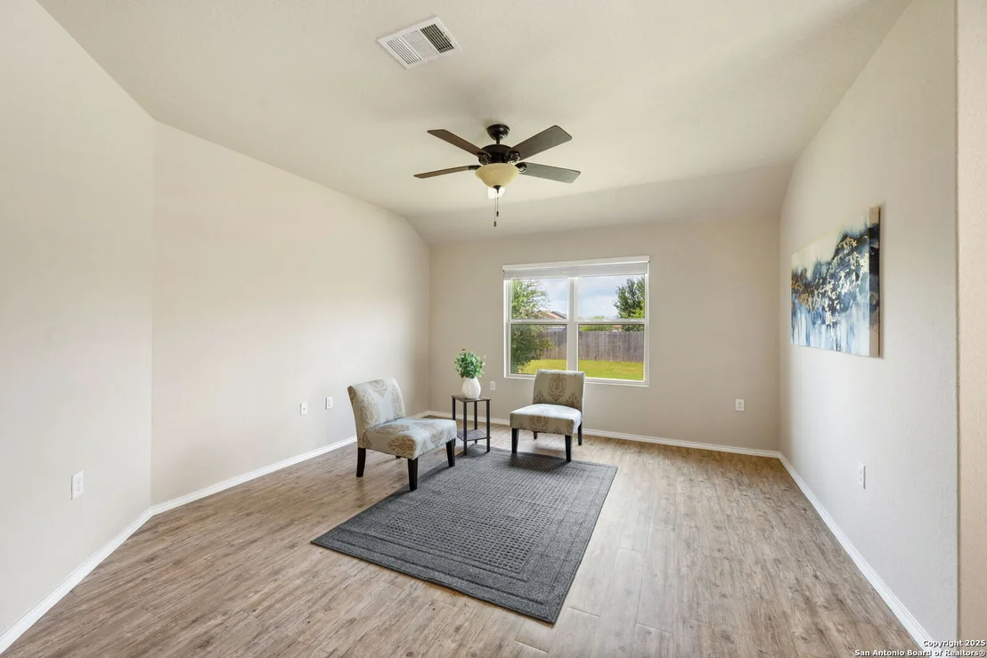 Photo of 7115 Azalea Sq