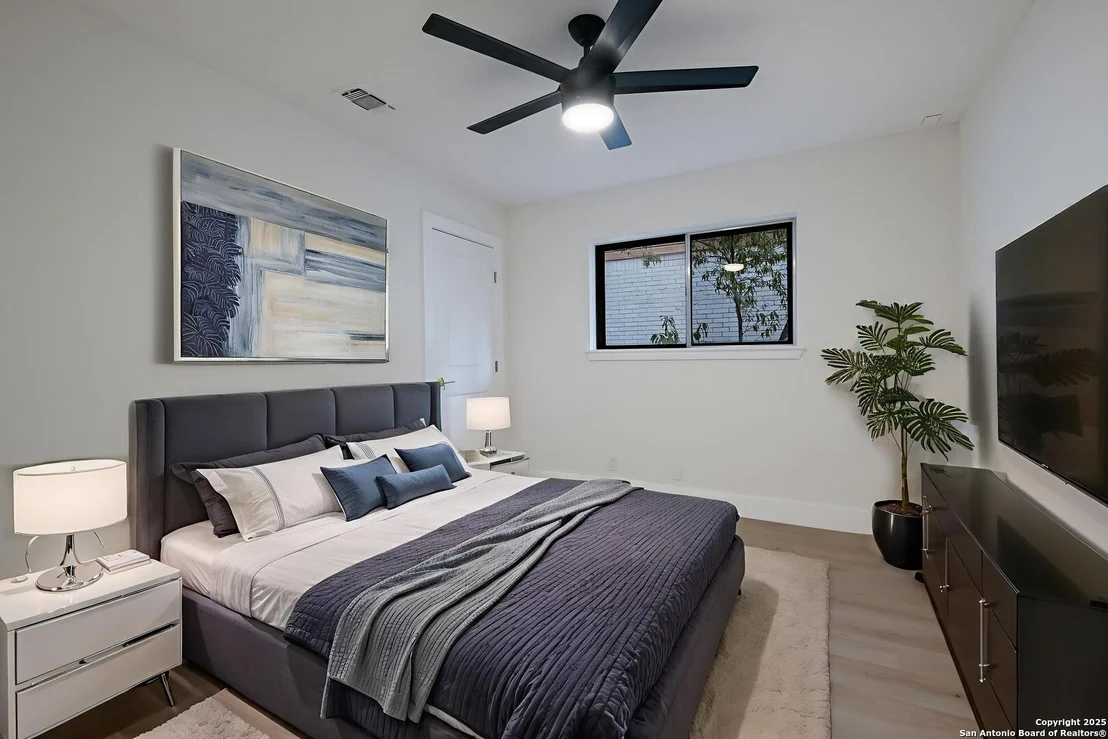 Photo of 6006 Forest Ledge