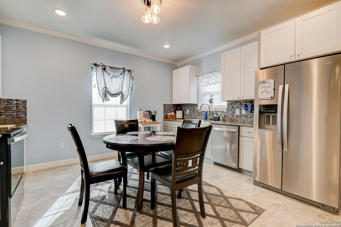 Photo of 1503 Edison Dr
